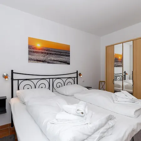 Апартаменты Residenz Am Yachthafen Кюлунгсборн Экстерьер фото